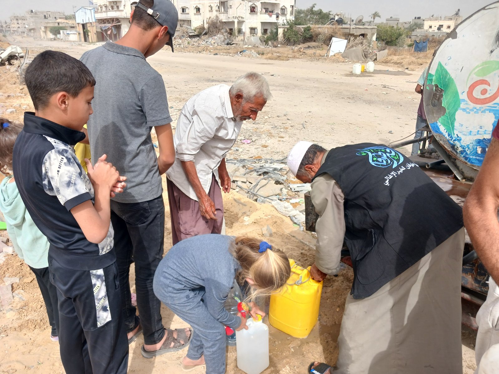 طوفان الخير